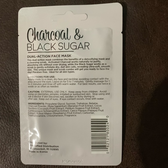 3  Brand New Face Masks - Picture 7 of 7